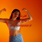 حرکت کیک بک با تیوپ کنار استخر